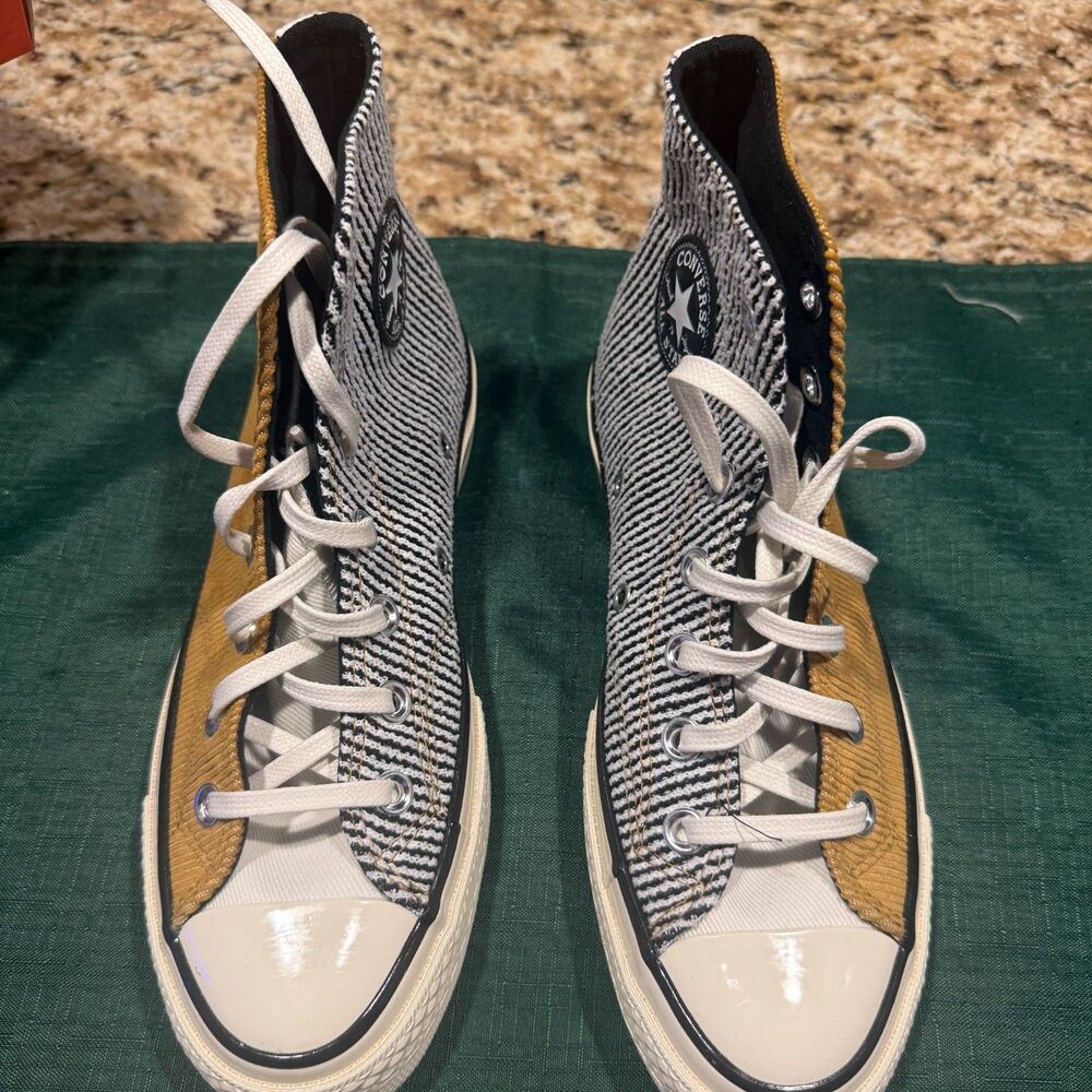 Converse All Stars NWT split design of Burnt Honey/ Black Men 4 Woman 6
